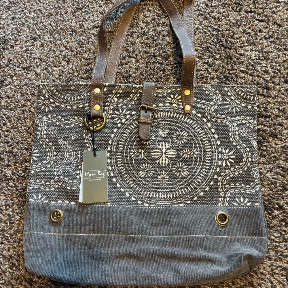 Myna Bag Black and Gray Tote
